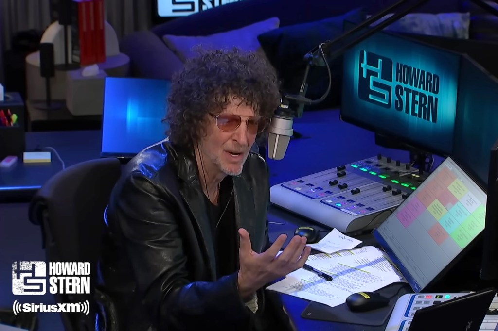 why-howard-stern-should-quit-now-and-retain-a-little-dignity,-rather-than-flogging-his-dead-horse-of-a-show-any-longer